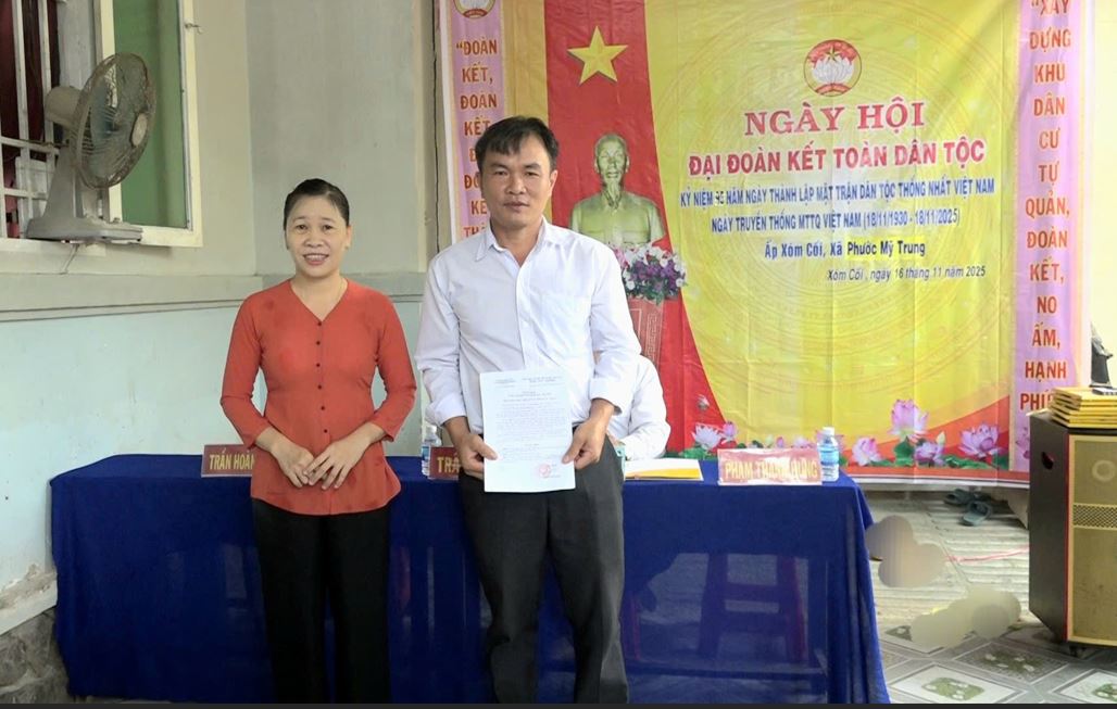 Ấp Xóm Cối, xã Phước Mỹ Trung tổ chức Ngày hội Đại đoàn kết toàn dân tộc năm 2025