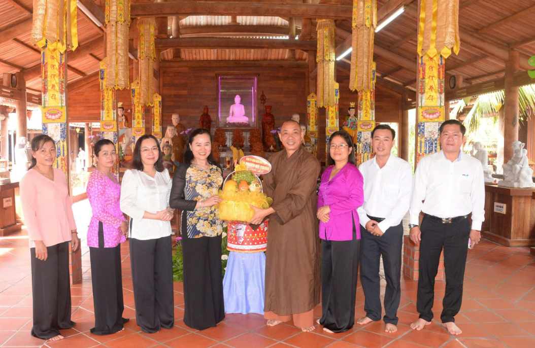
Phước Mỹ Trung tổ chức đoàn thăm hỏi và chúc mừng nhân dịp đại lễ Phật đản năm 2026 (Phật lịch 2570)