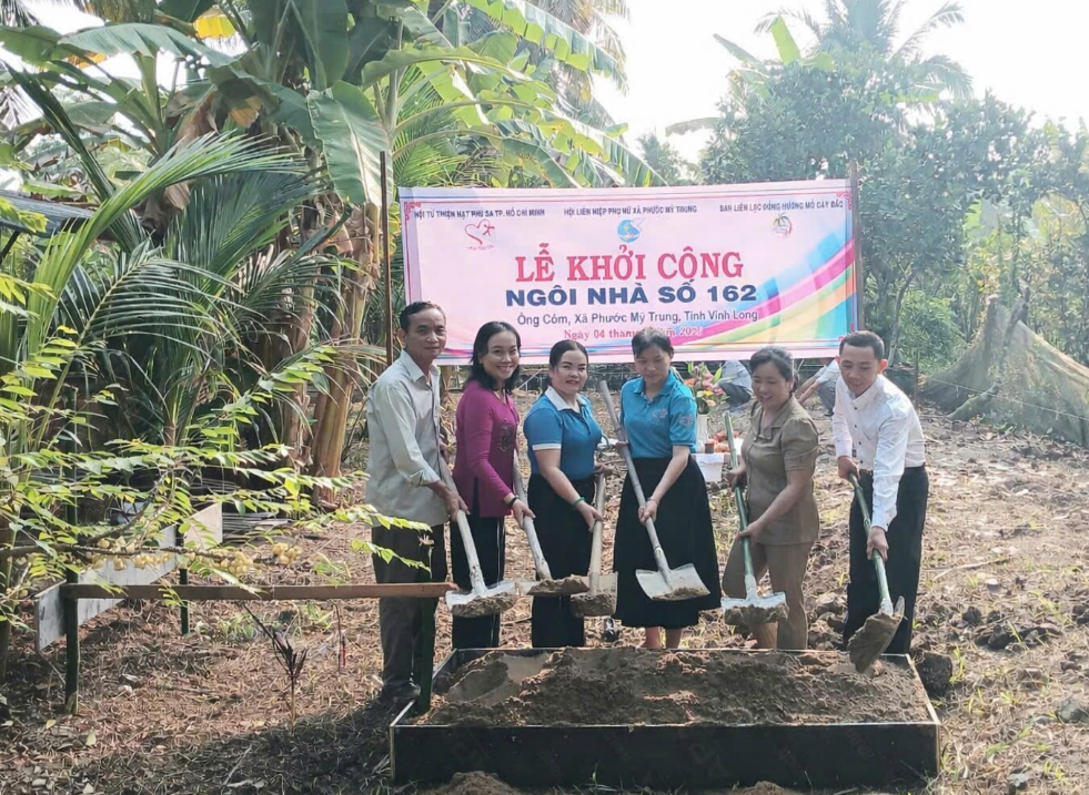 Hội Liên hiệp Phụ nữ xã Phước Mỹ Trung khởi công xây dựng nhà tình thương cho hộ khó khăn về nhà ở