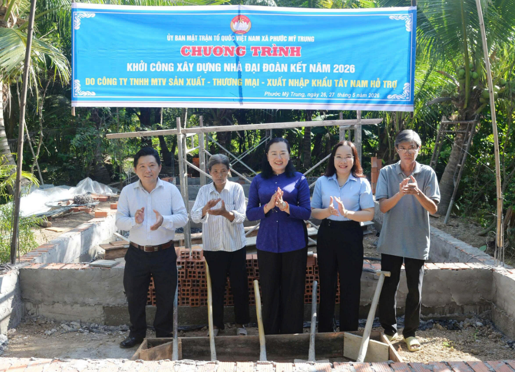 Phước Mỹ Trung khởi công xây dựng 03 nhà đại đoàn kết