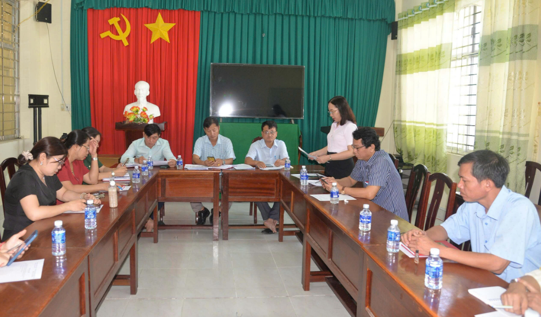 Phước Mỹ Trung tổ chức họp Tổ đại biểu HĐND xã 
thảo luận tài liệu Kỳ họp thứ 02, khóa II
